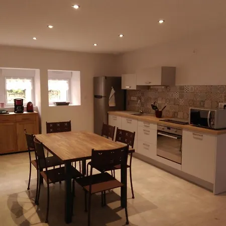 Holiday home Le Nid Du Poupet Ivrey